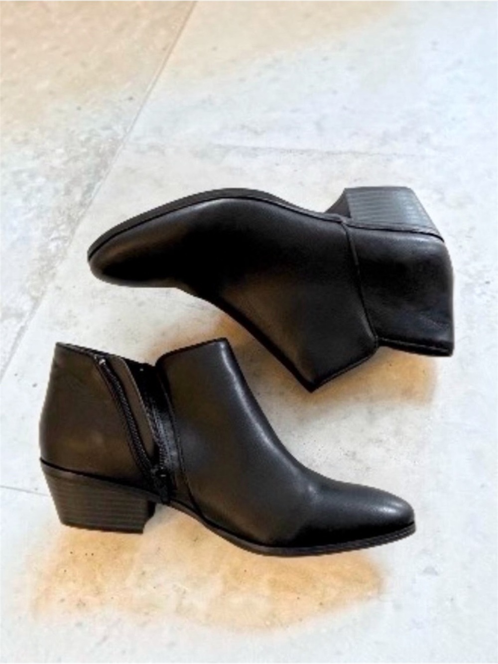 NIB Women's Black Ankle Booties with Low Block Heel size 8